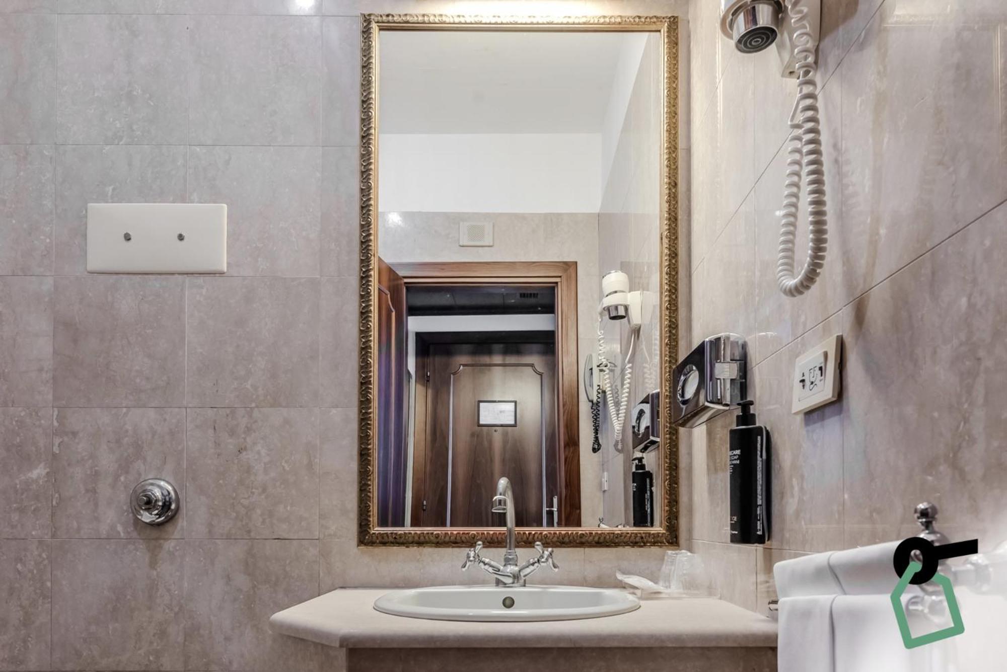 Hotiday Room Collection - Venezia Santa Lucia Εξωτερικό φωτογραφία