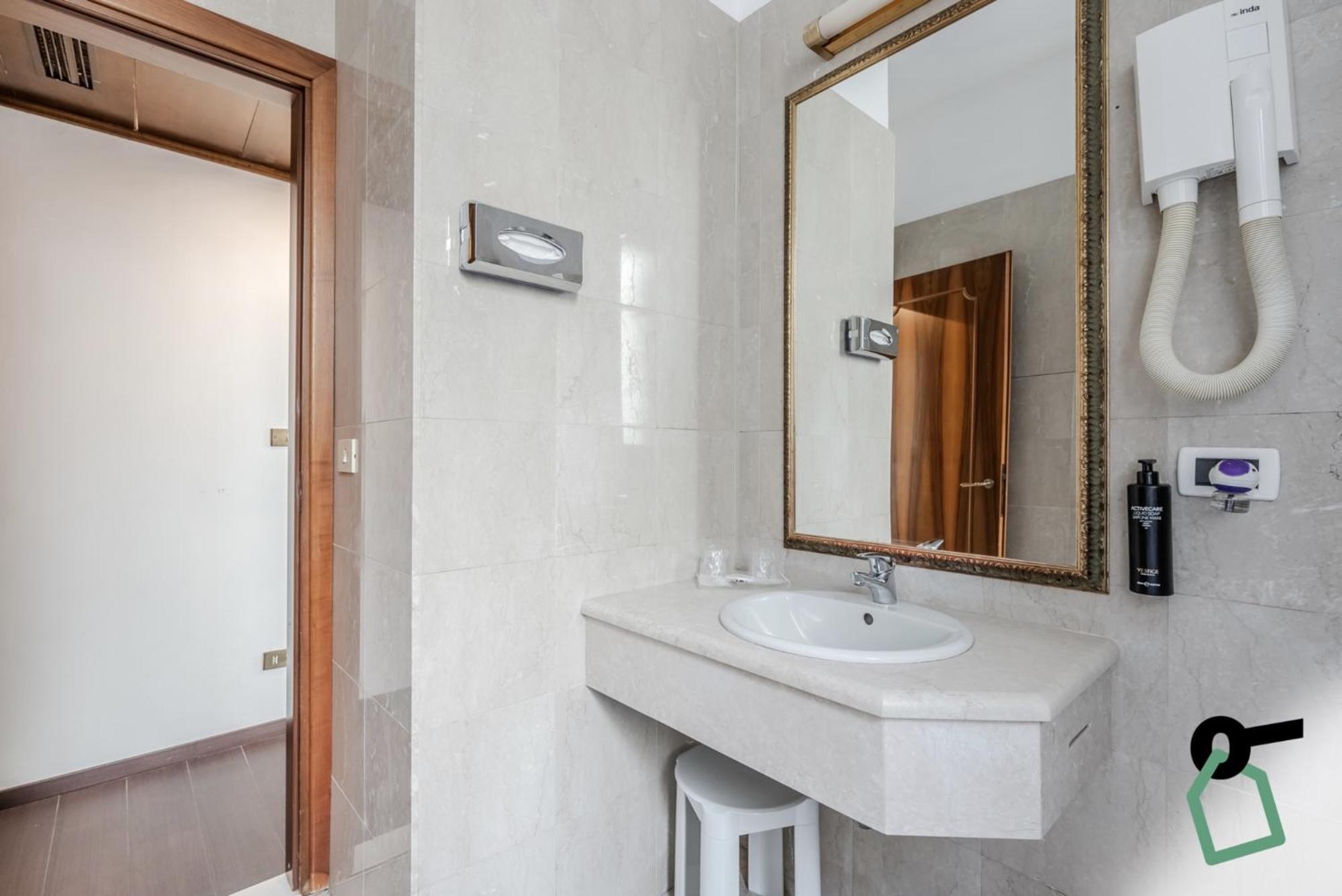Hotiday Room Collection - Venezia Santa Lucia Εξωτερικό φωτογραφία